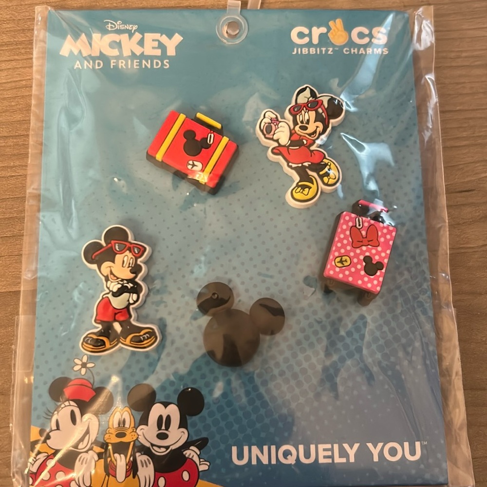 NEW Disney Mickey and Friends 5 Croc Charms